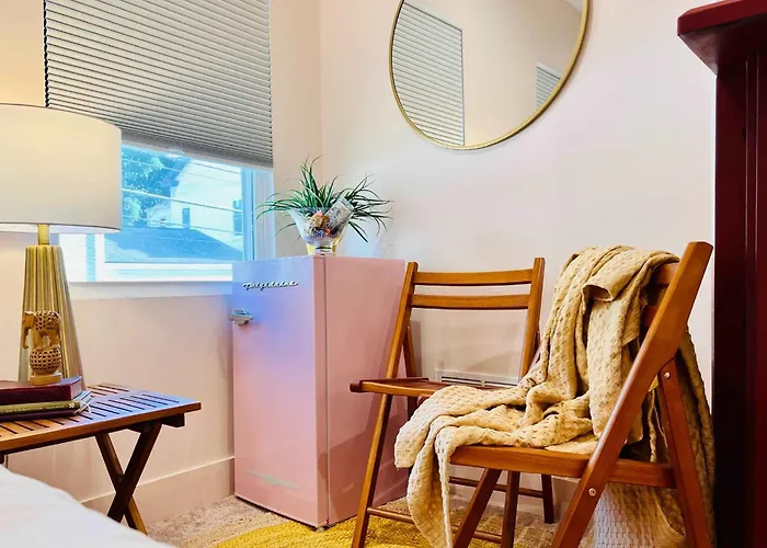 Holiday home Mins To Stadiums - Chic - Views *